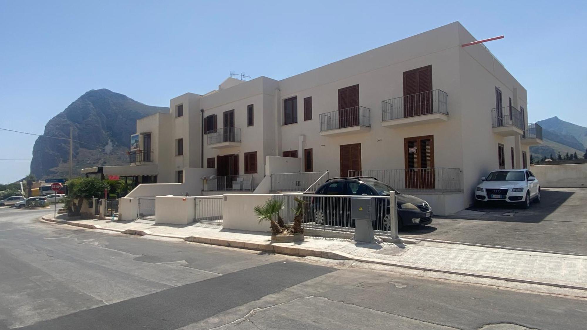 La Terrazza Del Capo Apartment San Vito Lo Capo Bagian luar foto